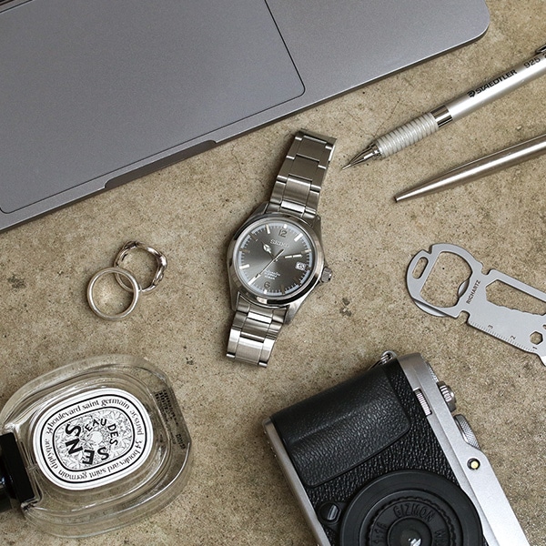 オンラインストア限定(シルバーグレー)