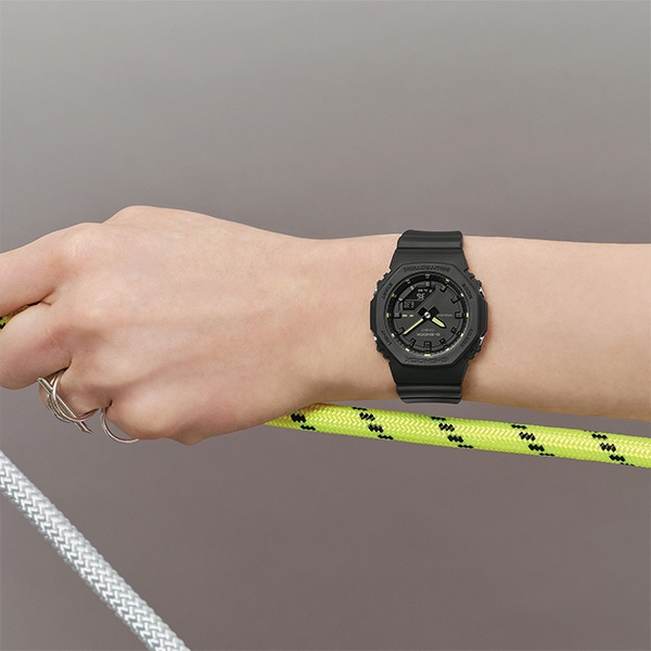 ブラック/イエロー