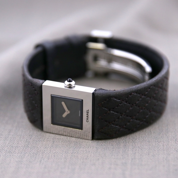 CHANEL ヴィンテージ マトラッセ クォーツ 中古 レディース 1990年代