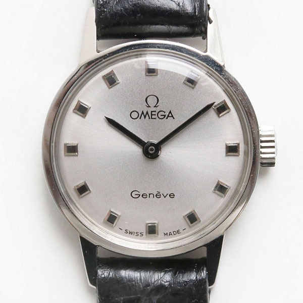 Omega ヴィンテージ Geneve ジュネーブ 手巻 1970年代 中古 レディース ブラック Tictac 腕時計の通販サイト ヌーヴ エイオンラインストア