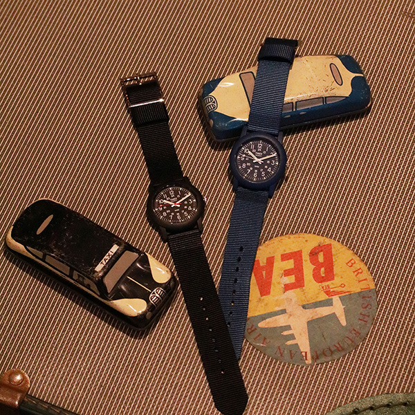 ブラック/ブルー