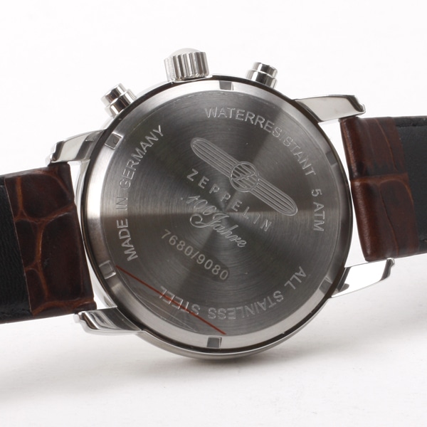 ブラウンホワイト