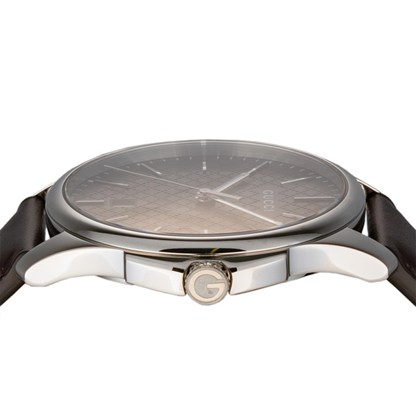 ダークブラウン