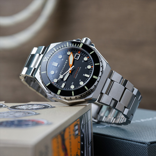 シルバー/ブラック