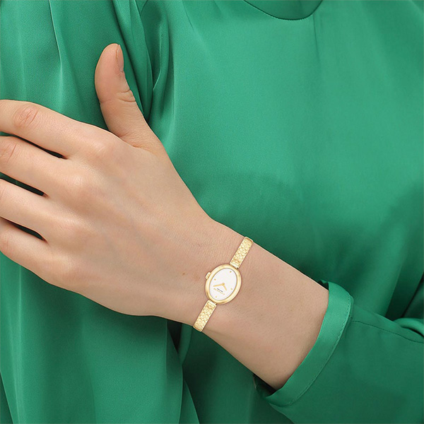 イエローゴールド