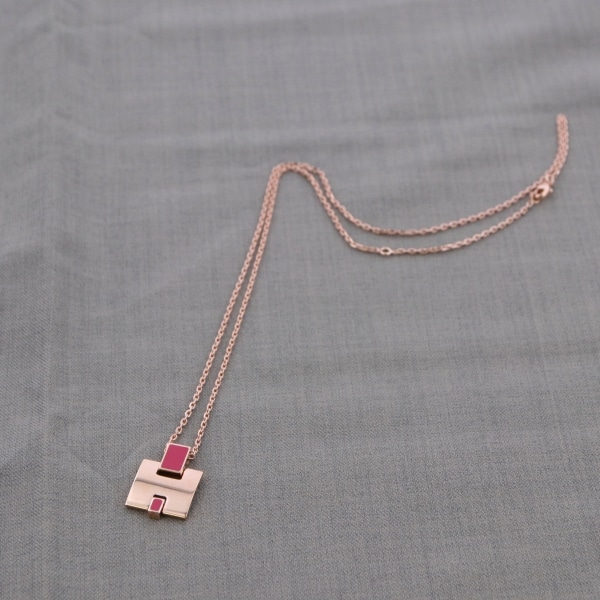 ピンクゴールド