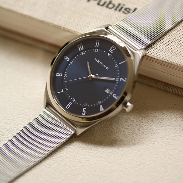 ネイビー/シルバー