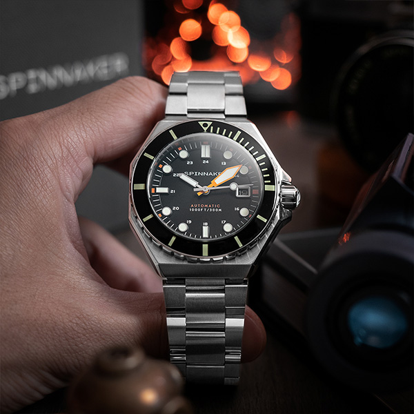 シルバー/ブラック