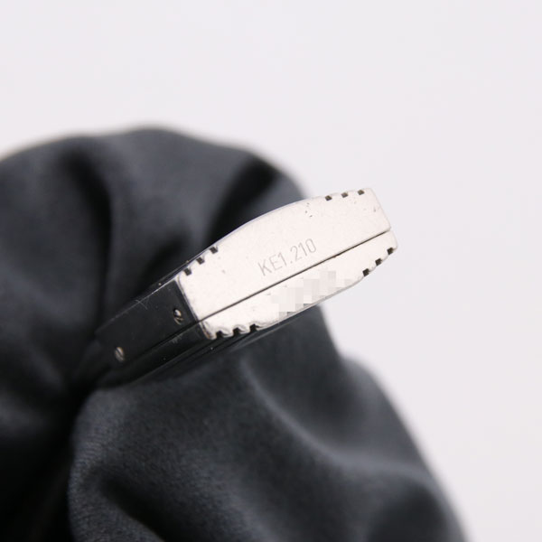 ブラック/シルバー