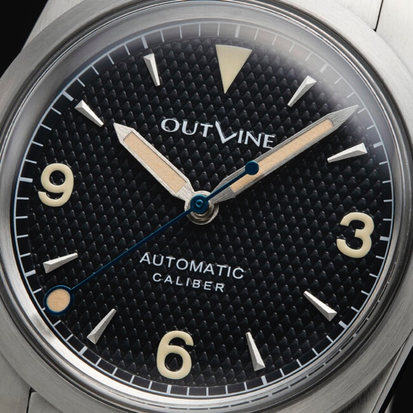 ブラック/ハニカム