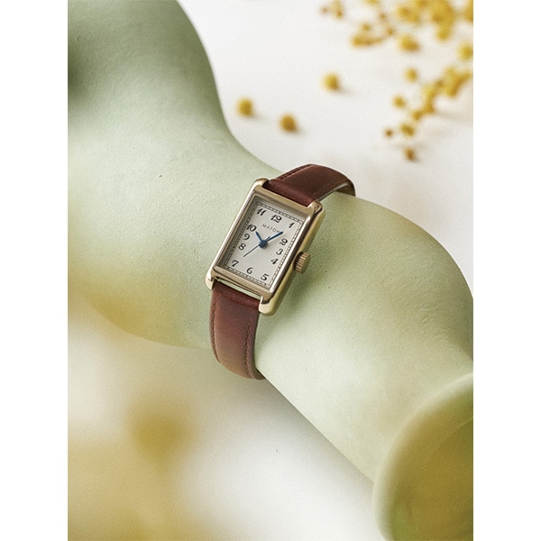 イエローゴールド