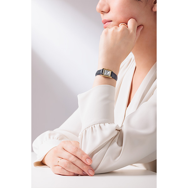 ウォームゴールド