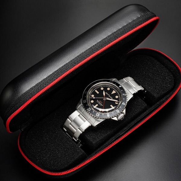 ブラックベゼル×ブラック