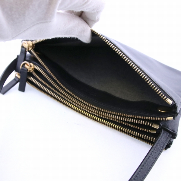 ブラック/トリオ