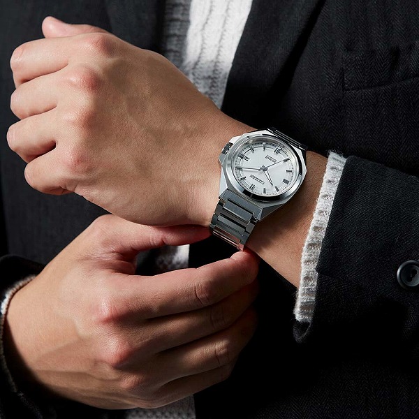 シルバー×ホワイト