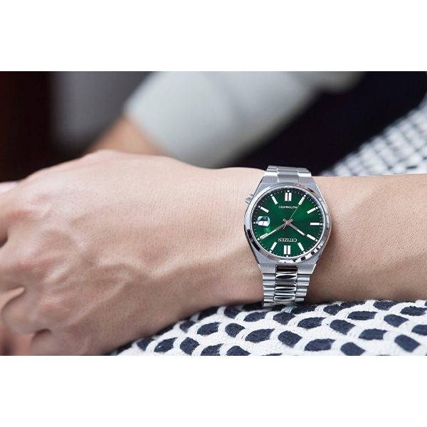 ダークグリーン