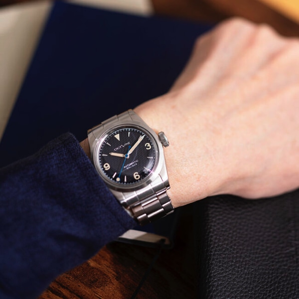 ブラック/ハニカム