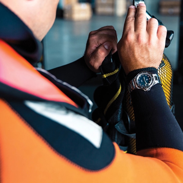 ネイビー/メタル