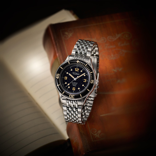 アベンチュリン文字盤