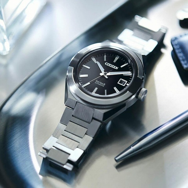 シルバー×ブラック