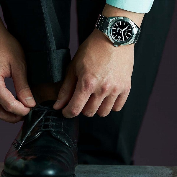 シルバー×ブラック