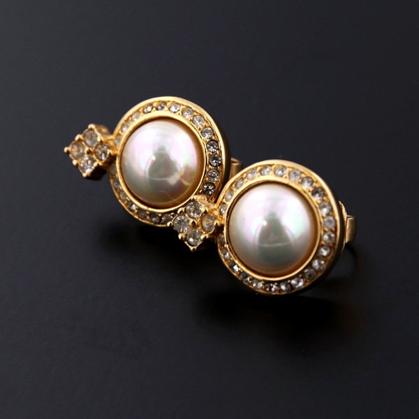 Christian Dior ヴィンテージ クリスチャン・ディオール フェイクパールイヤリング 中古