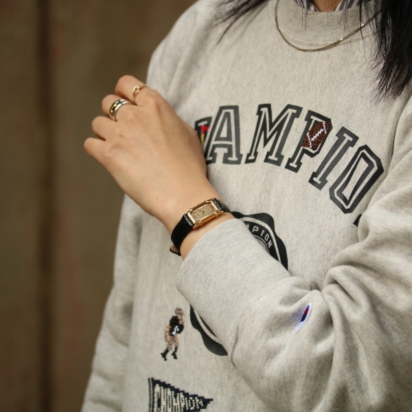 OMEGA ヴィンテージ オメガ De Ville クォーツ 中古 レディース 1980年代